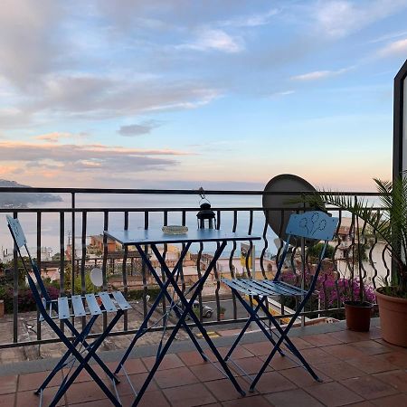 Apartment Monovano Taormina See Sea special place for digital nomad more stay less pay contact us 3 4 9 1 0 2 6 1 6 1 Exterior foto