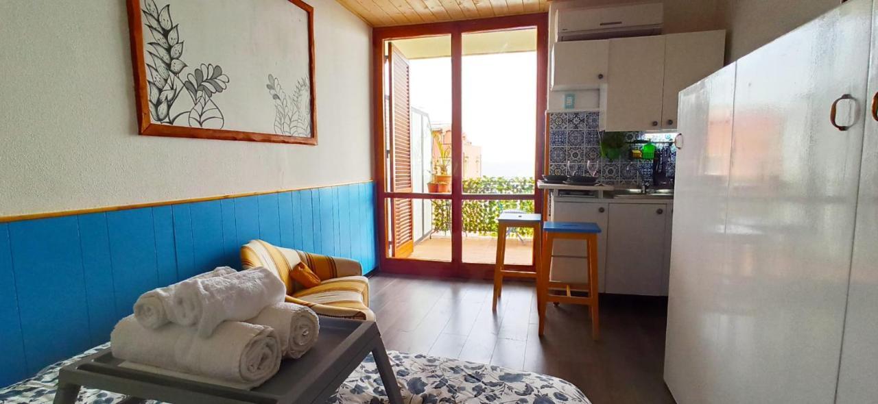 Apartment Monovano Taormina See Sea special place for digital nomad more stay less pay contact us 3 4 9 1 0 2 6 1 6 1 Exterior foto